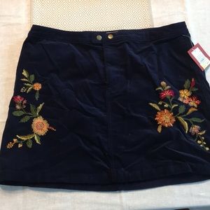 Corduroy skirt. Navy blue with embroidery. Size 16